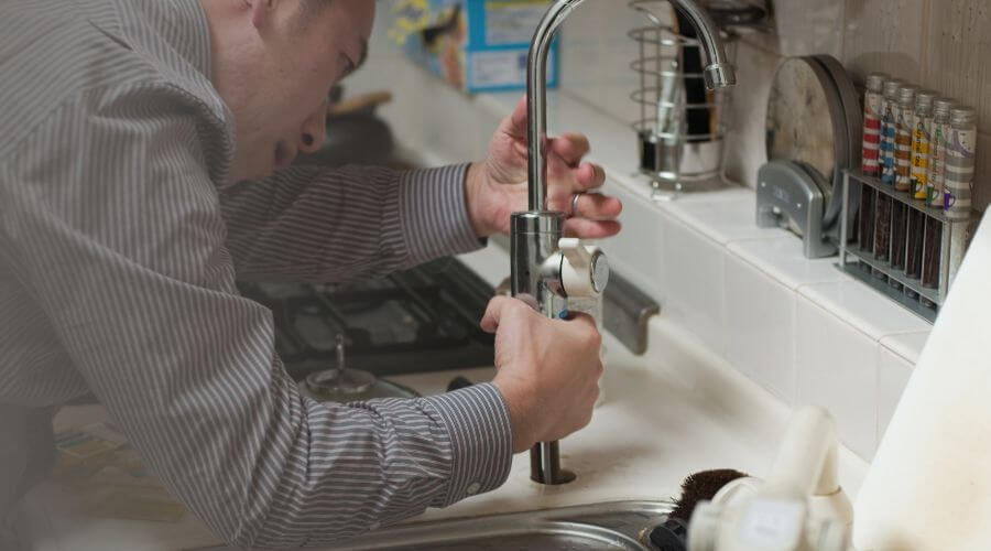 Local water heater installation in Sylmar, CA